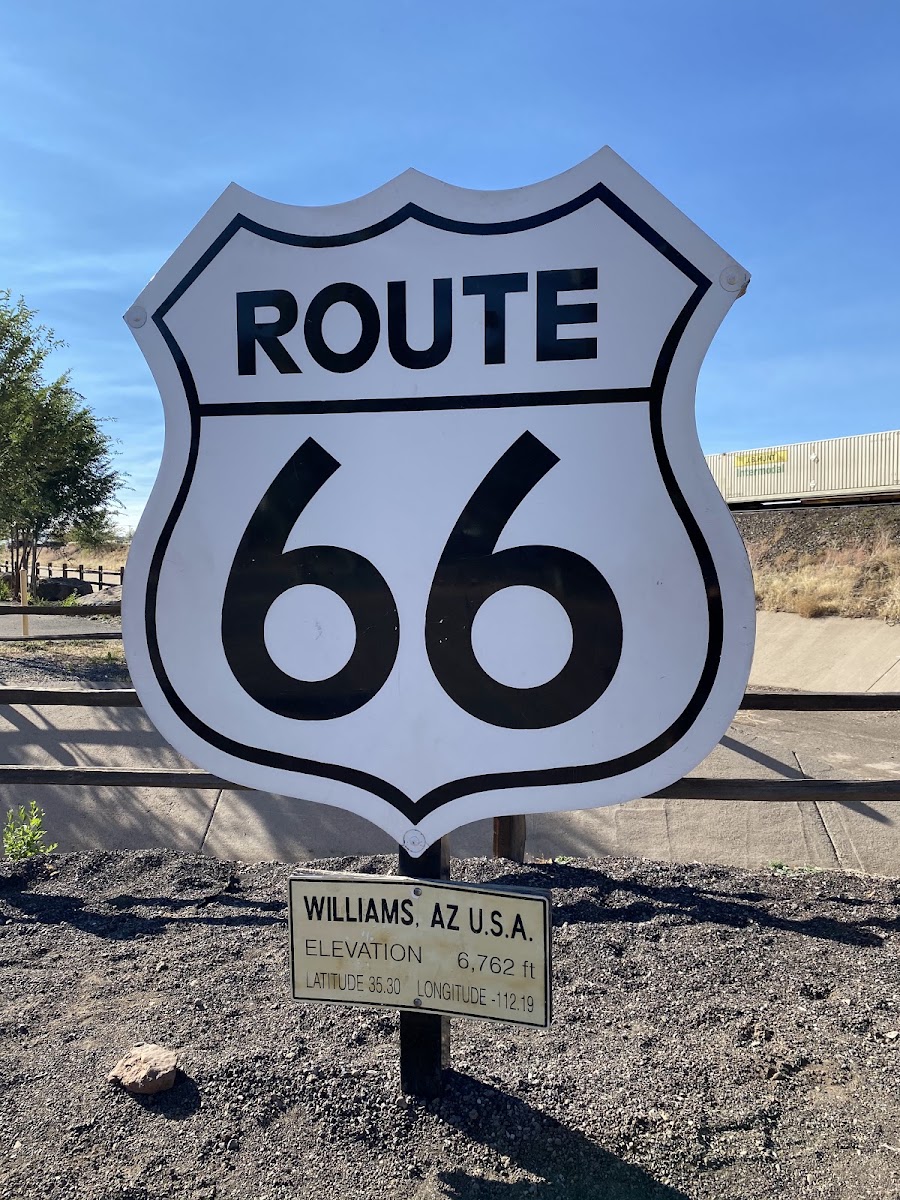 Route 66 Sign - Williams Mural