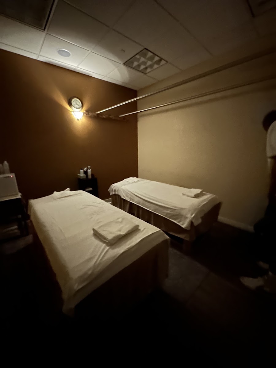 Royalty Massage Spa