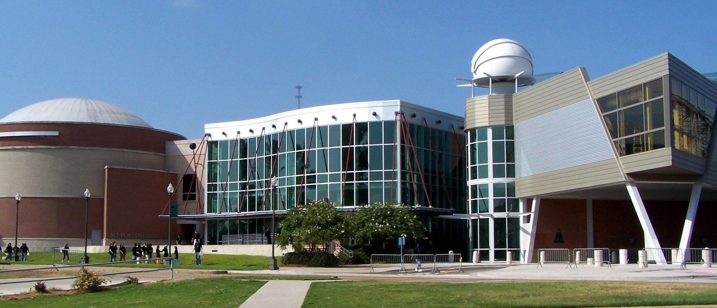 Downtown Science & Aquarium Adventure