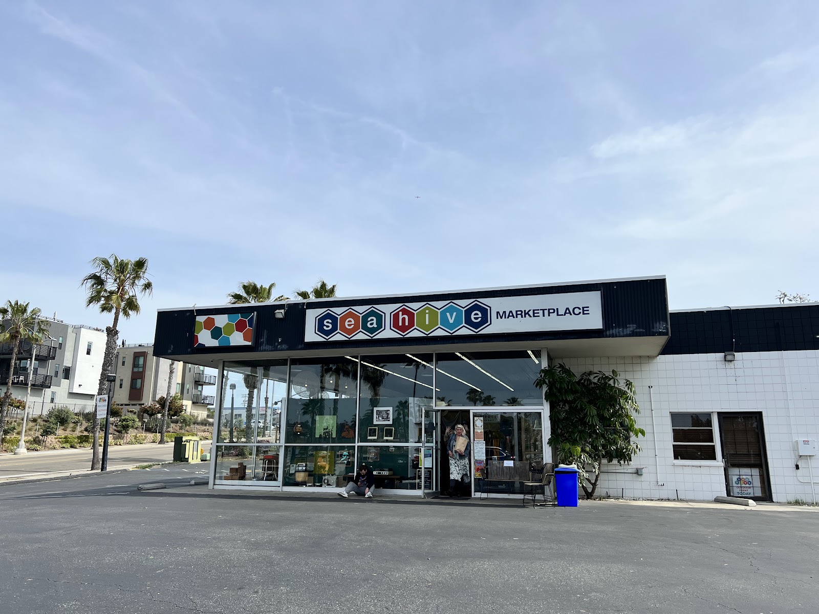 Sea Hive Marketplace