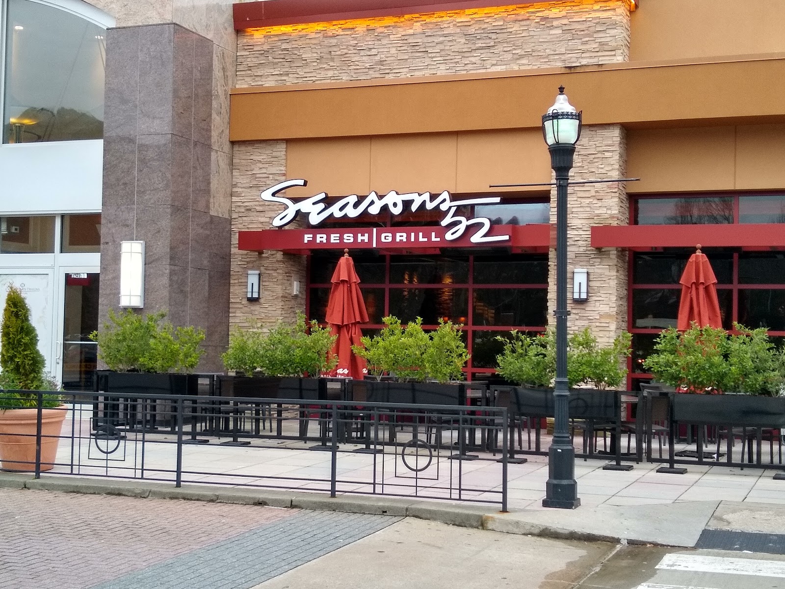 Seasons 52