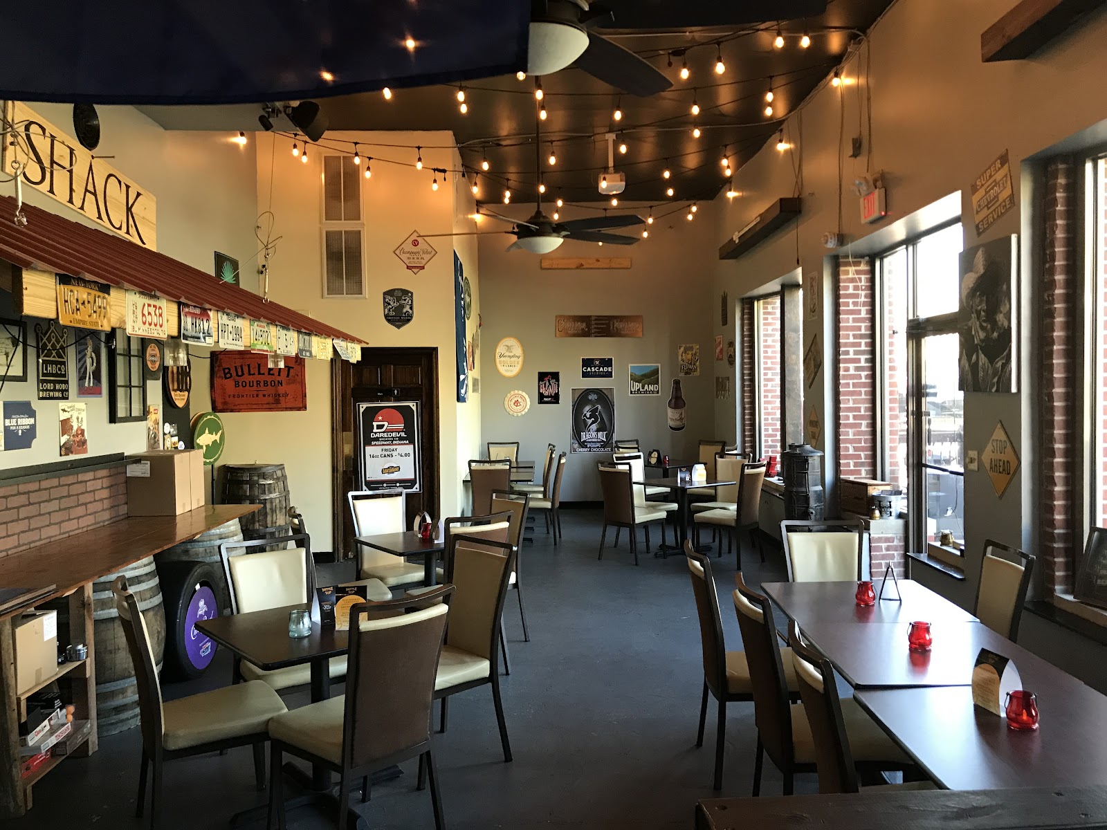 Shamrocks Pub & Grub