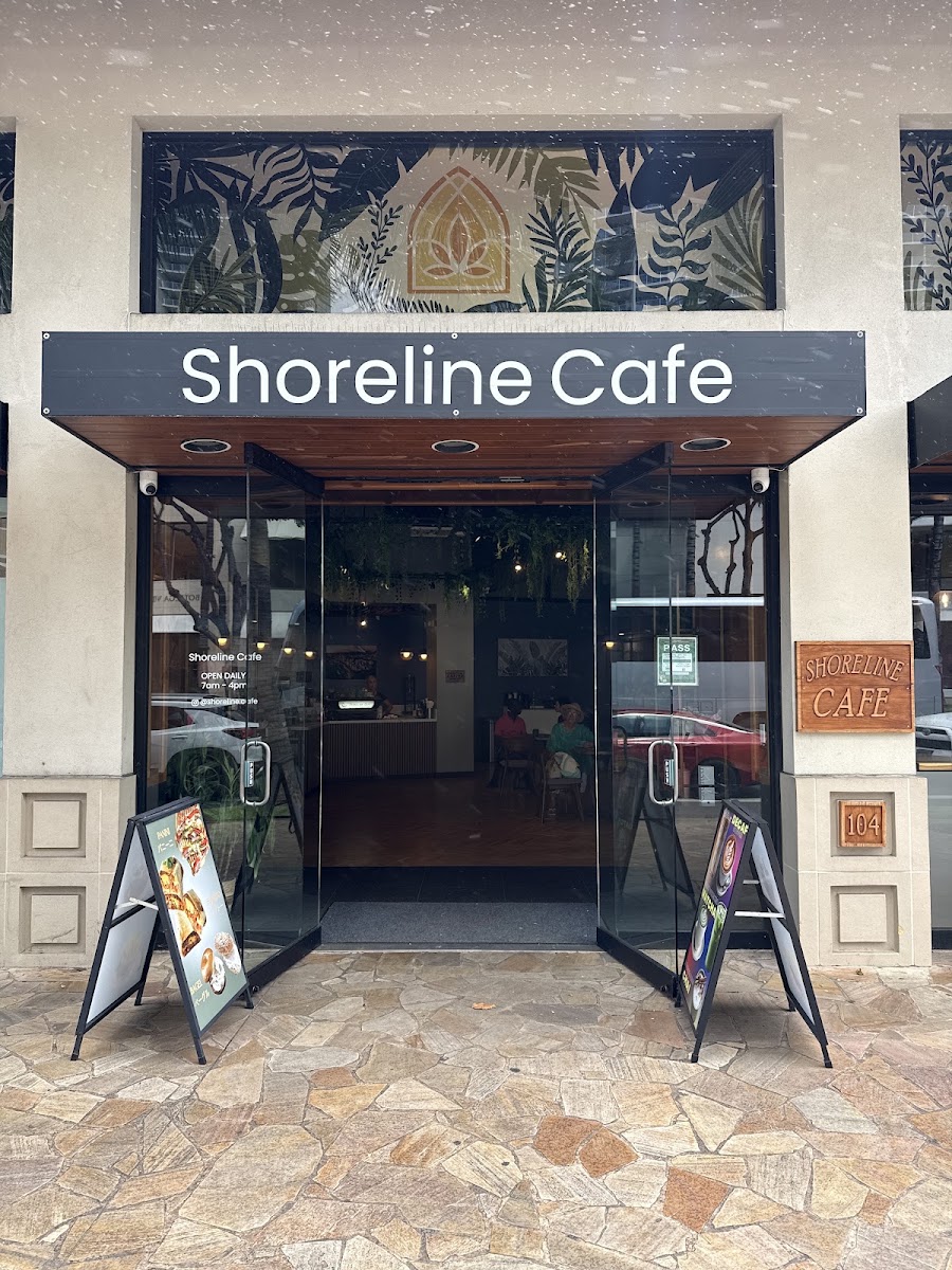 Shoreline Cafe