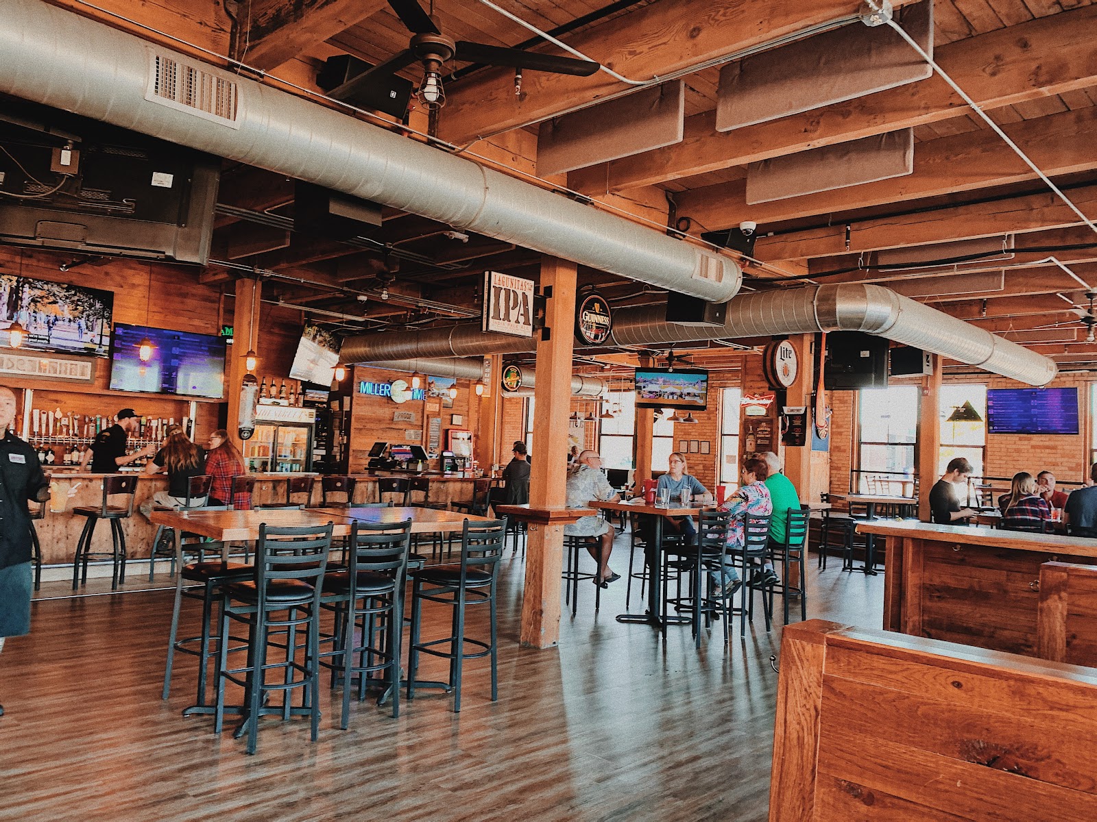 Sidestreet Grille & Pub