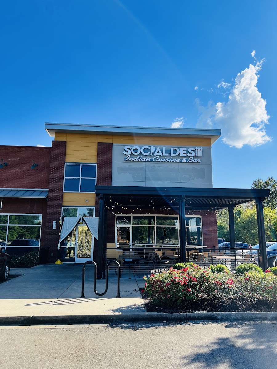 Social Desiii Indian Cuisine & Bar
