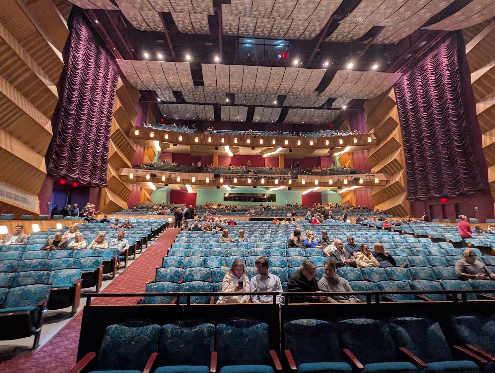 Southern Kentucky Performing Arts Center (SKyPAC)