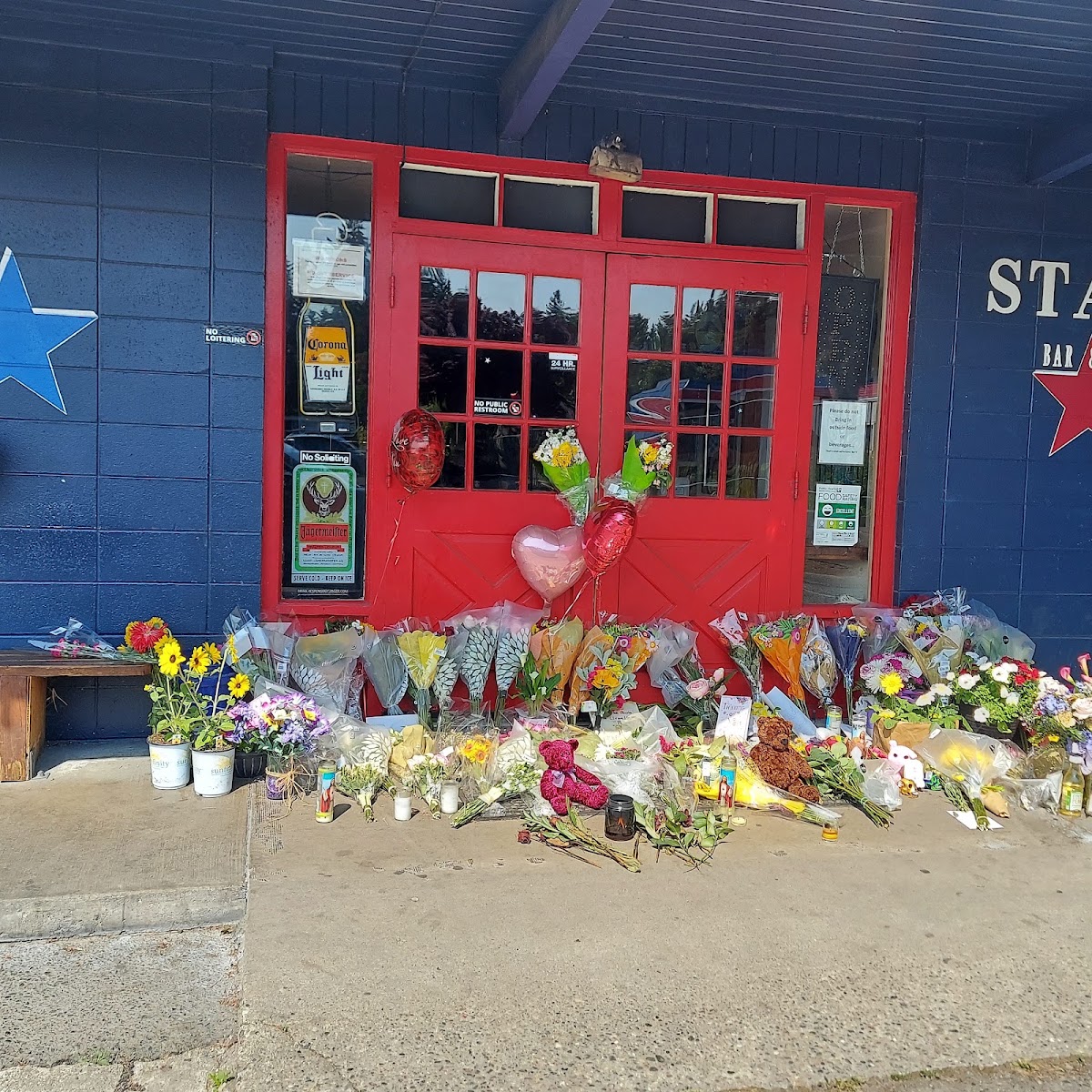 Star Bar & Grill