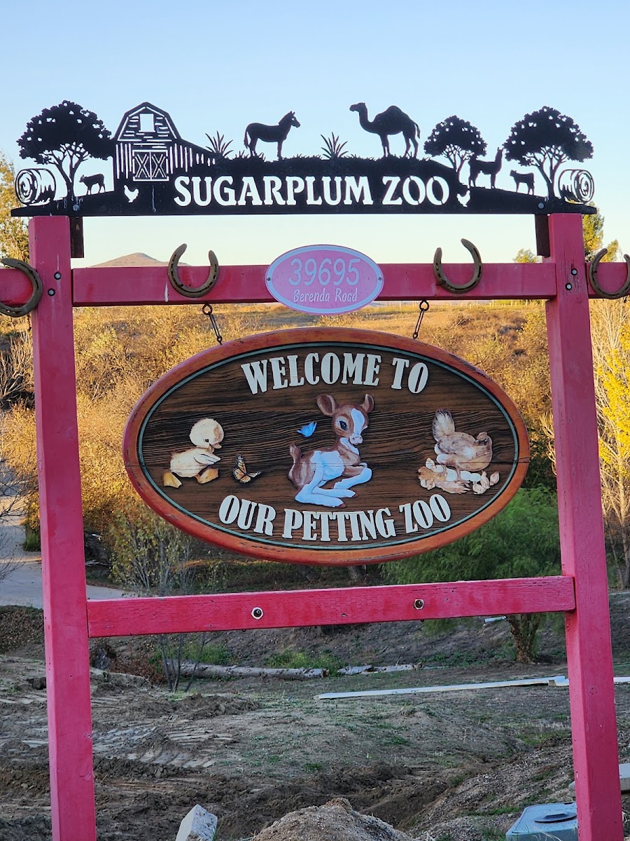 Sugarplum zoo