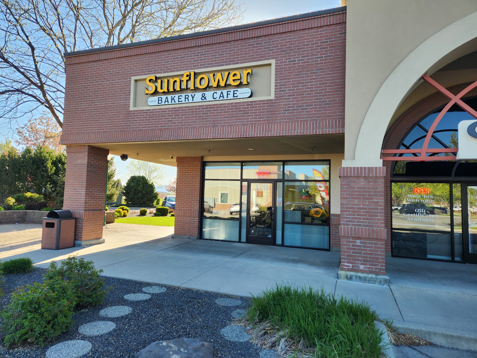 Sunflower Bakery and Cafe