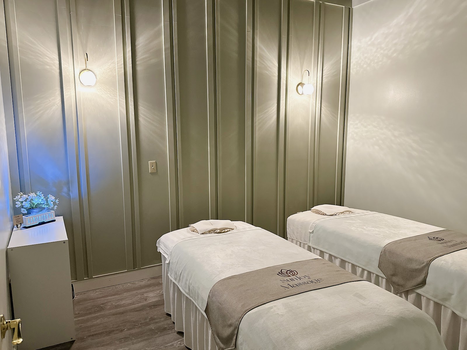 Sunjoy Massage