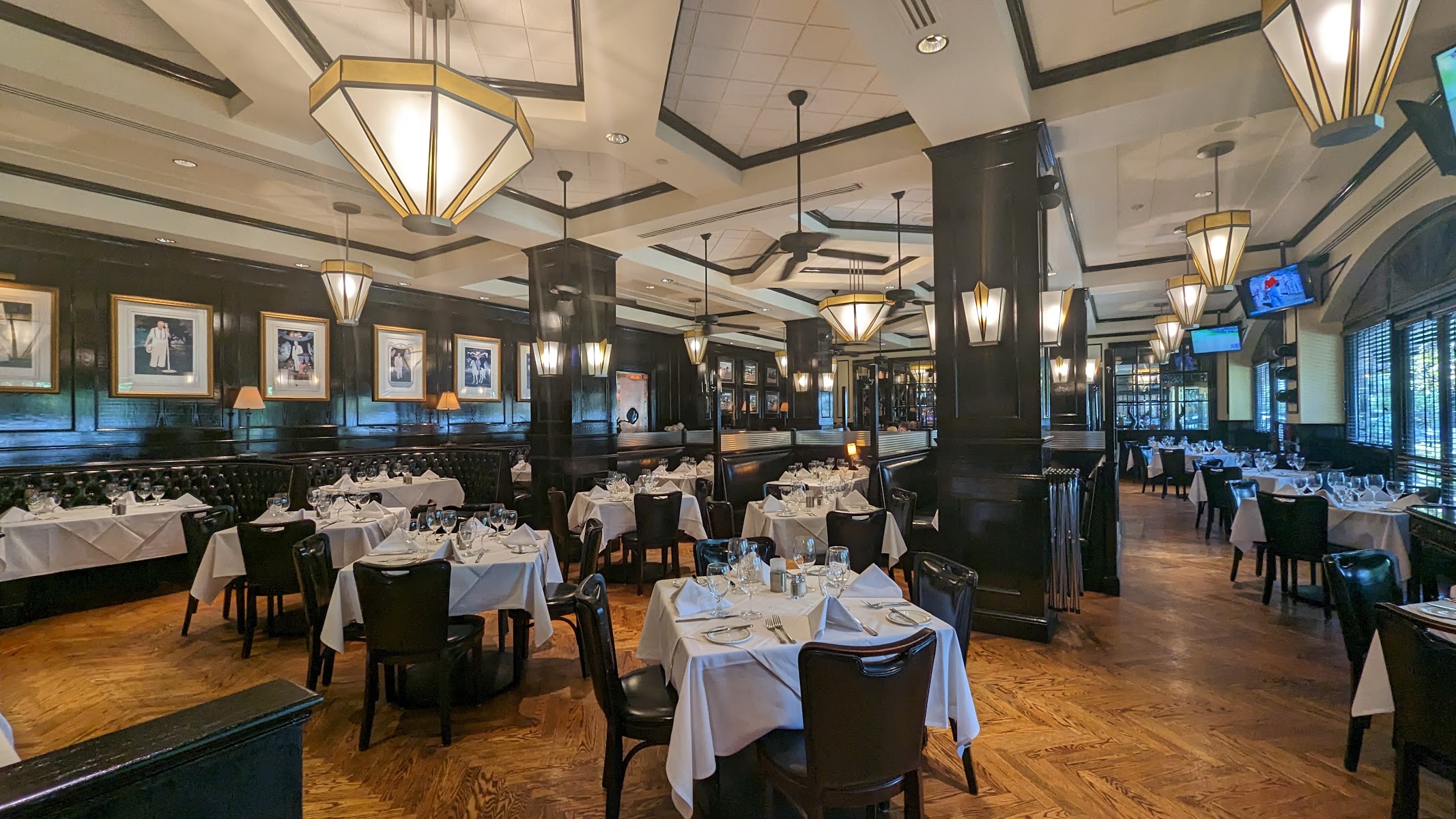 Superior's Steakhouse