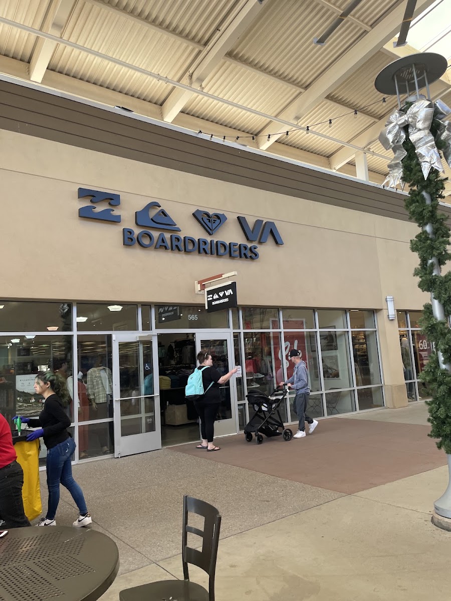 Tanger Outlets Phoenix