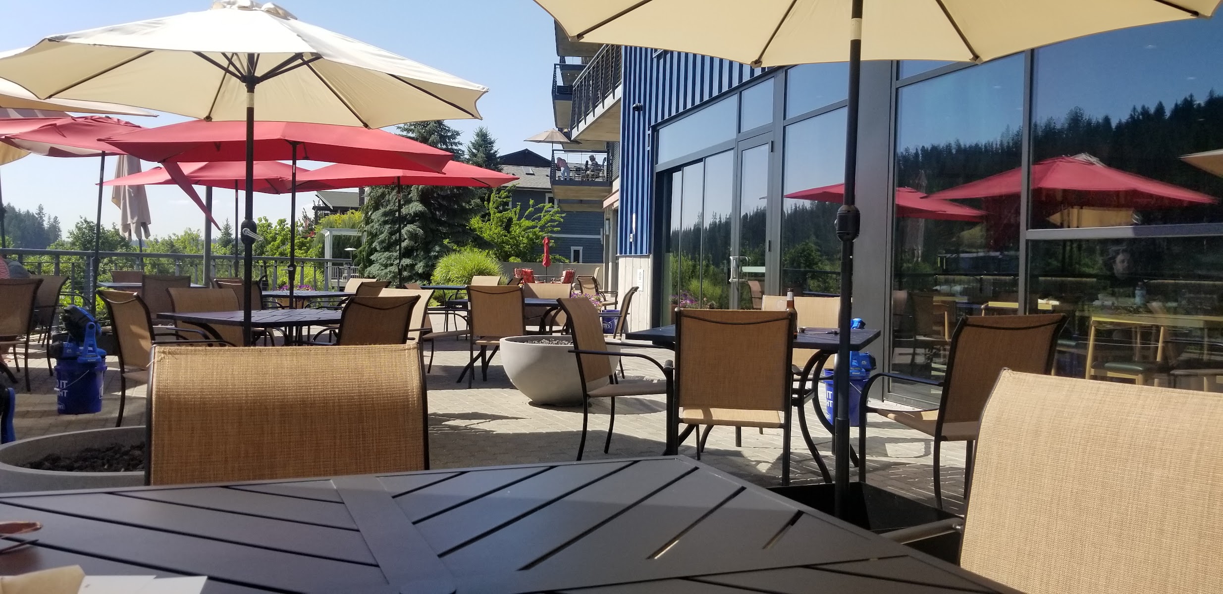 Terraza Waterfront by De Leon's