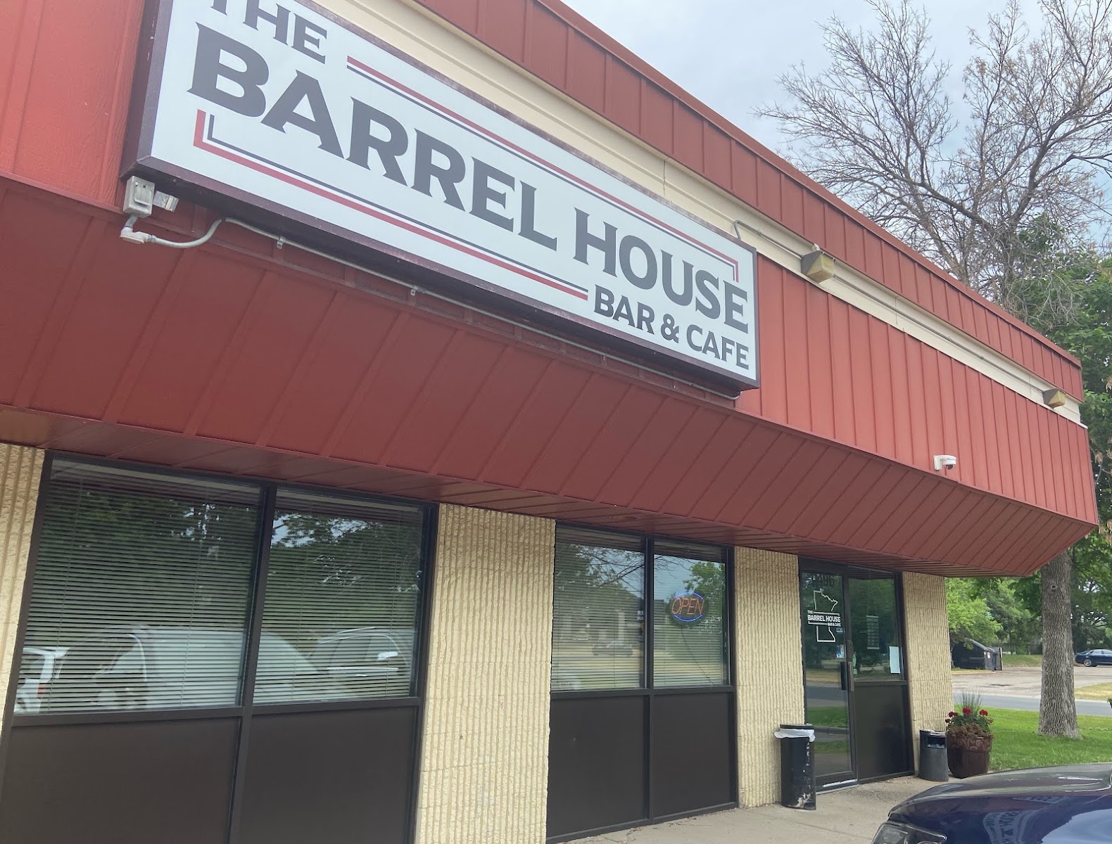 The Barrel House Bar & Cafe