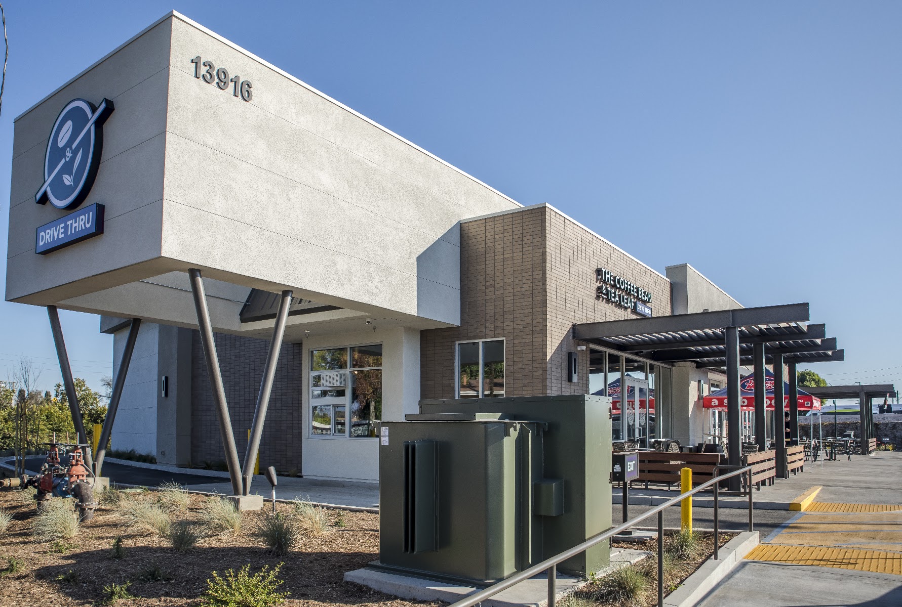 The Coffee Bean & Tea Leaf