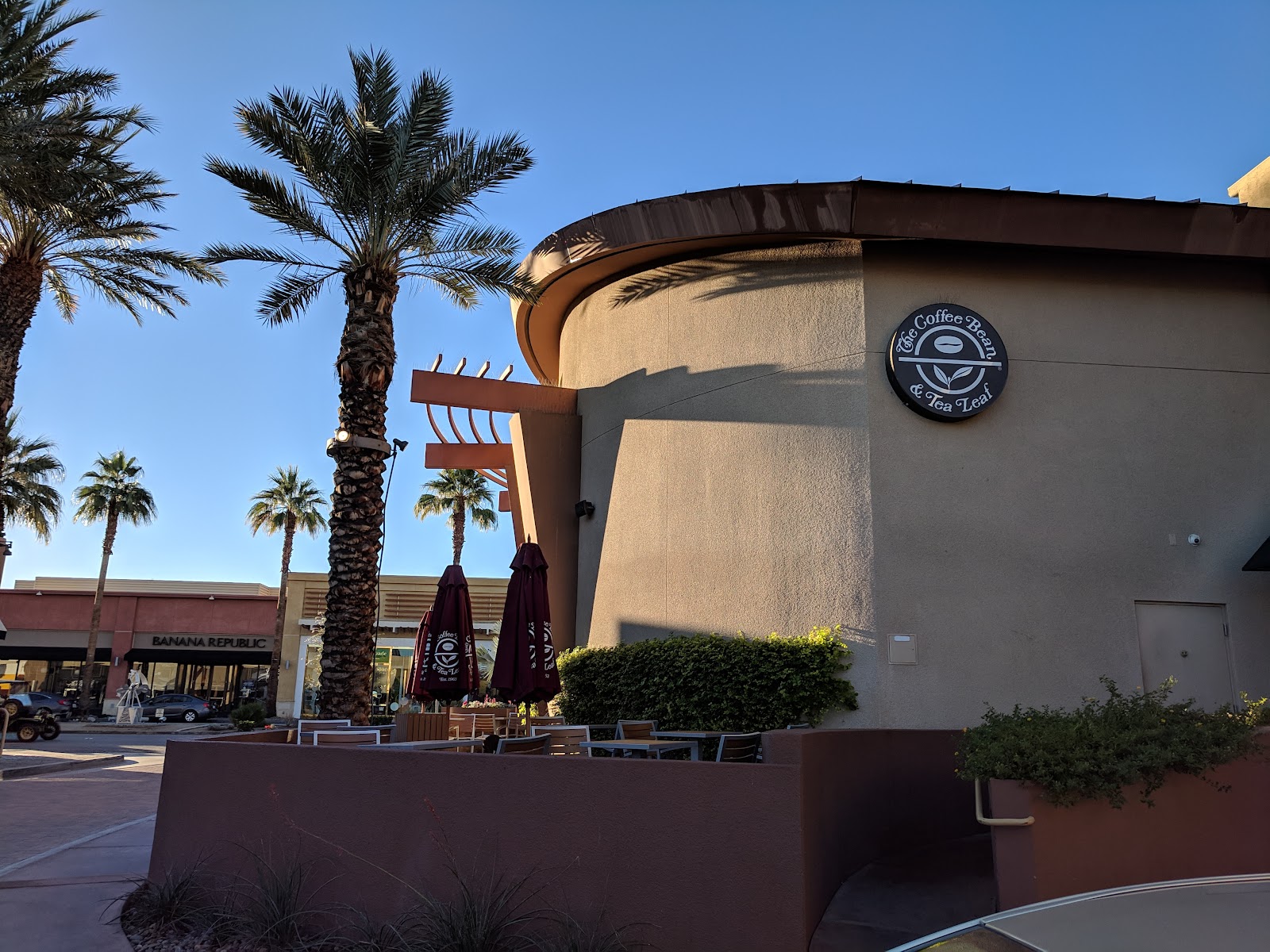 The Coffee Bean & Tea Leaf