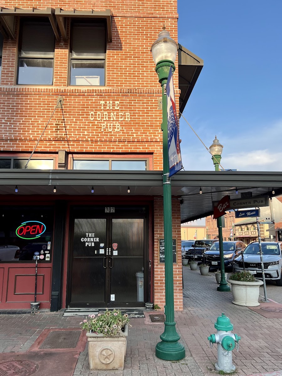 The Corner Pub