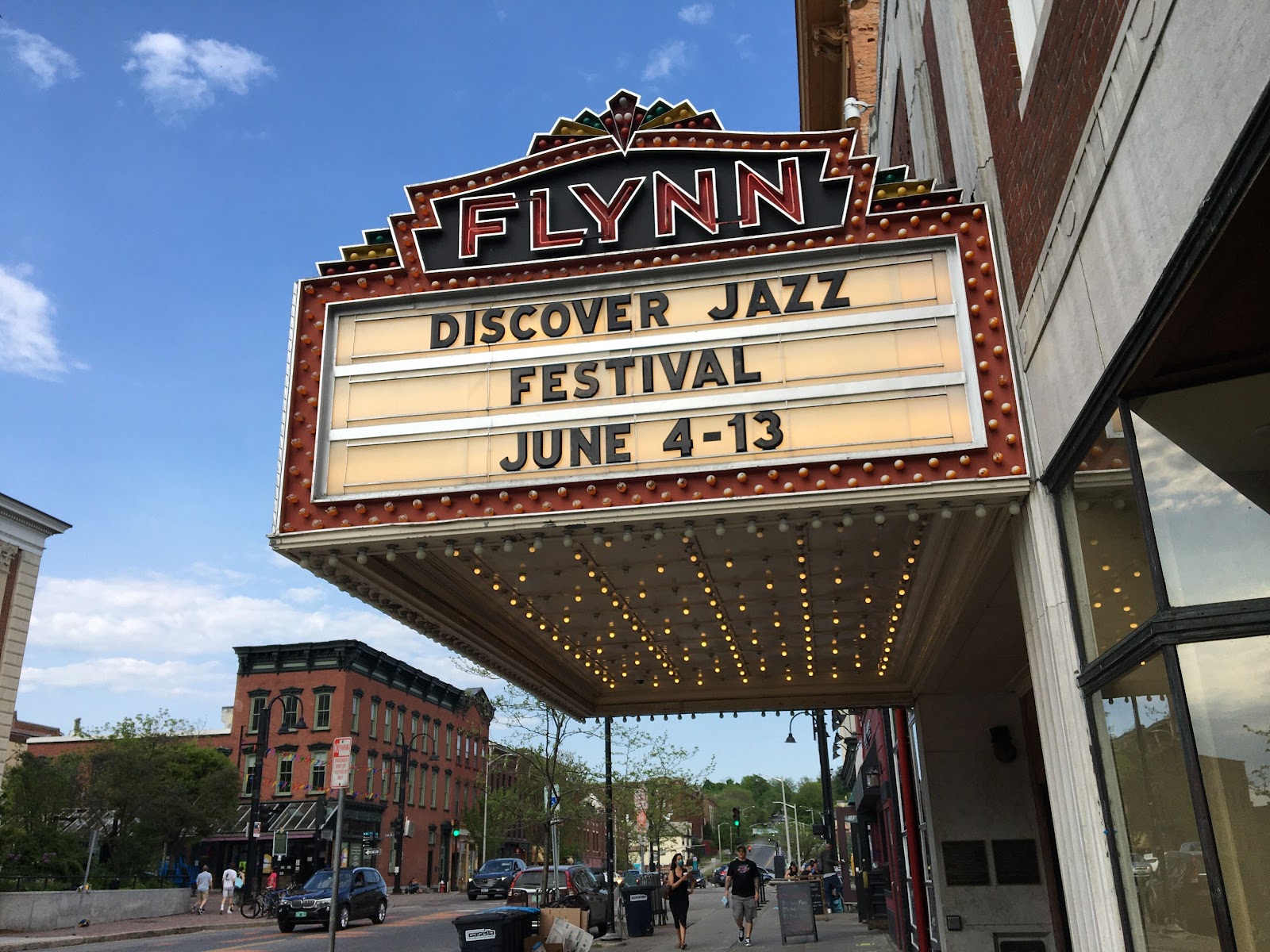 Evening Performance & Dinner in Downtown Burlington