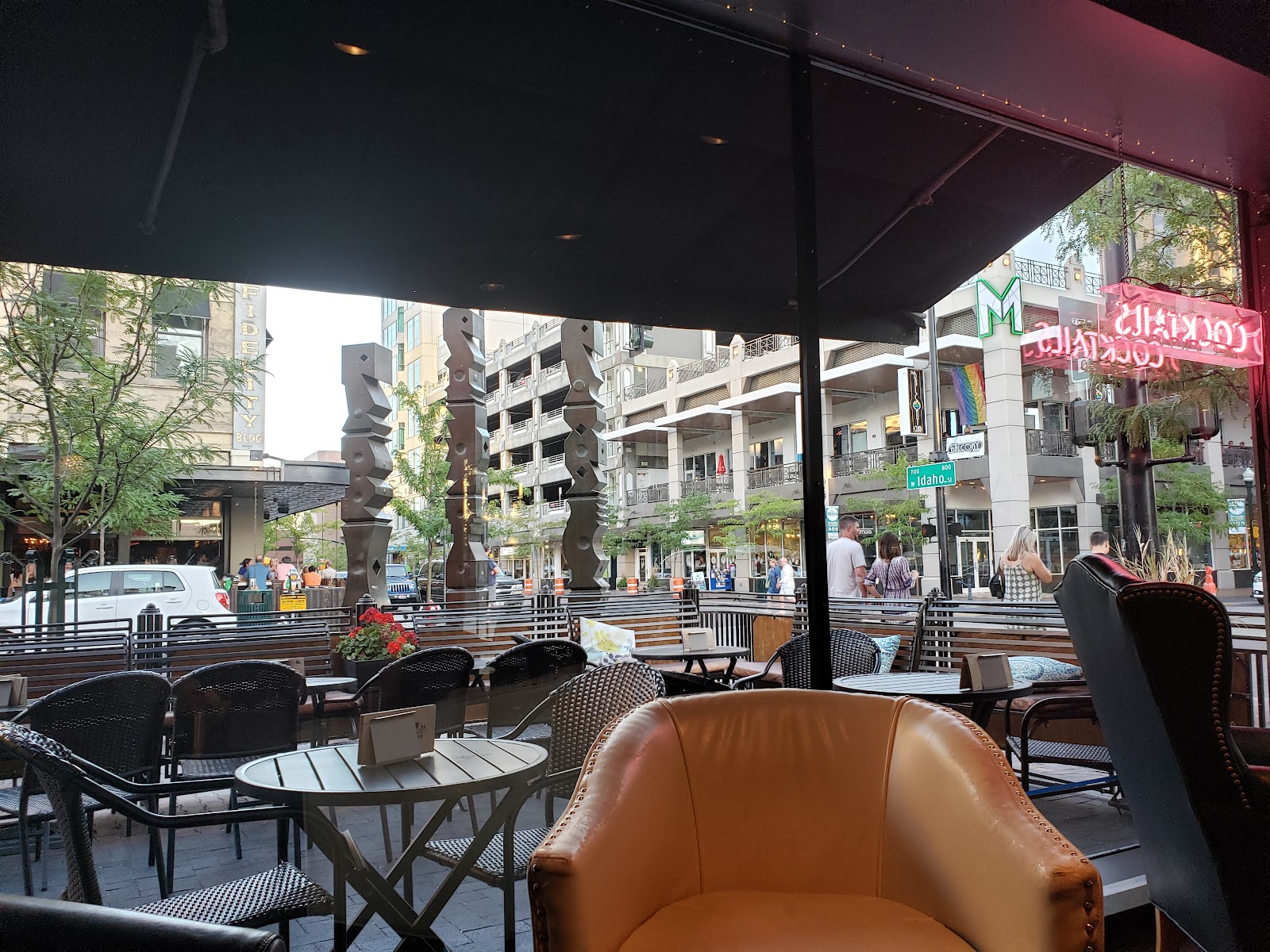 The Mode Lounge
