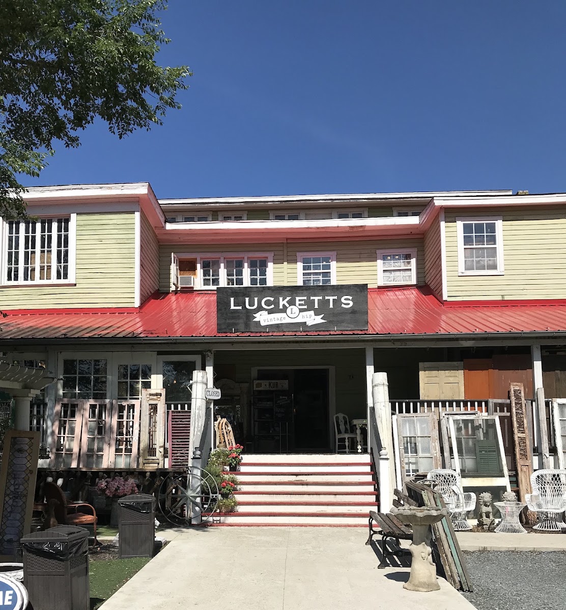 The Old Lucketts Store