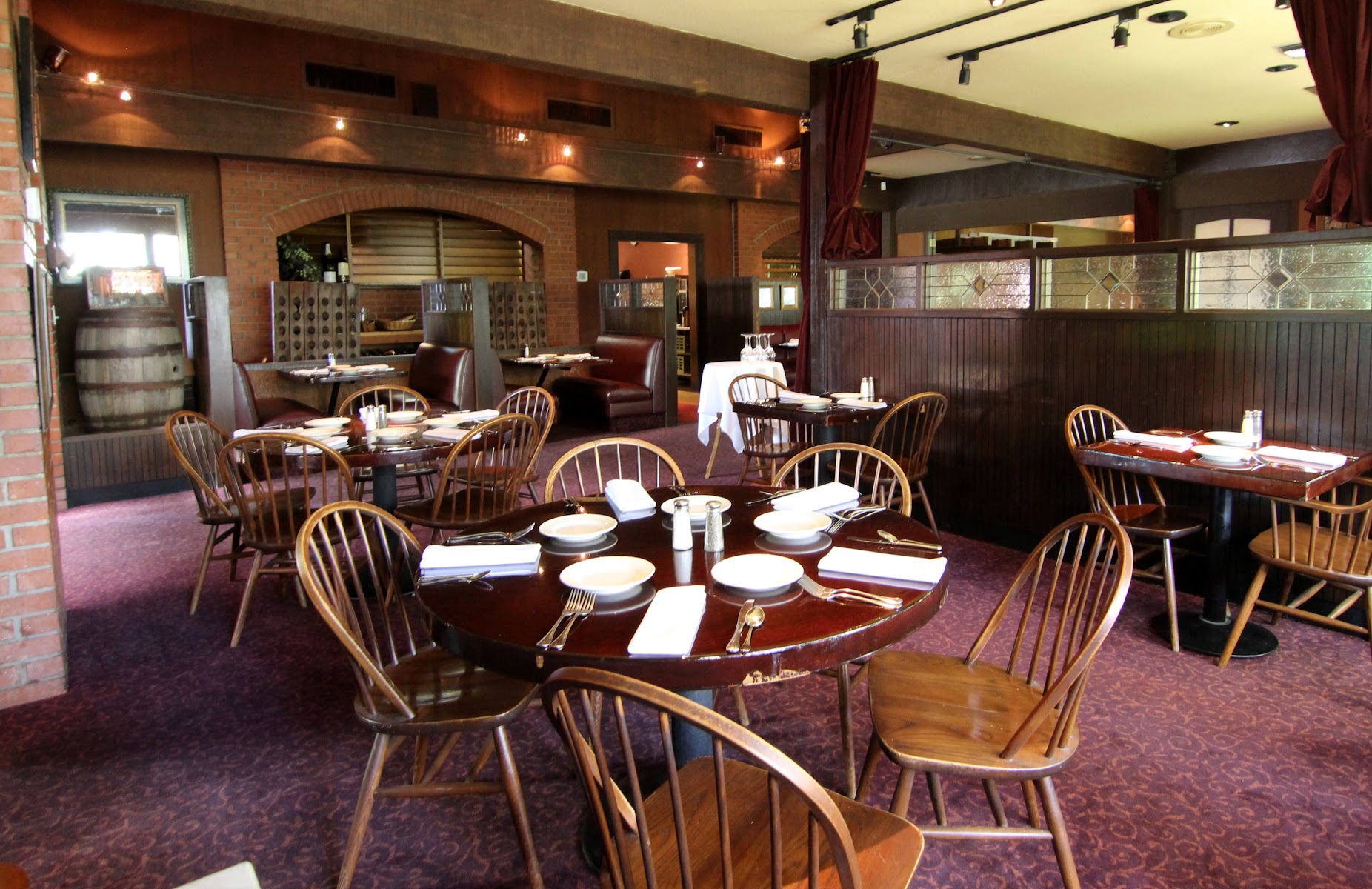 The Vineyard | Restaurant & Bar