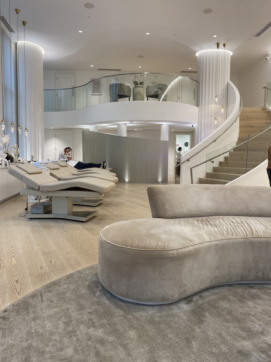 Toska Spa & Facial Bar