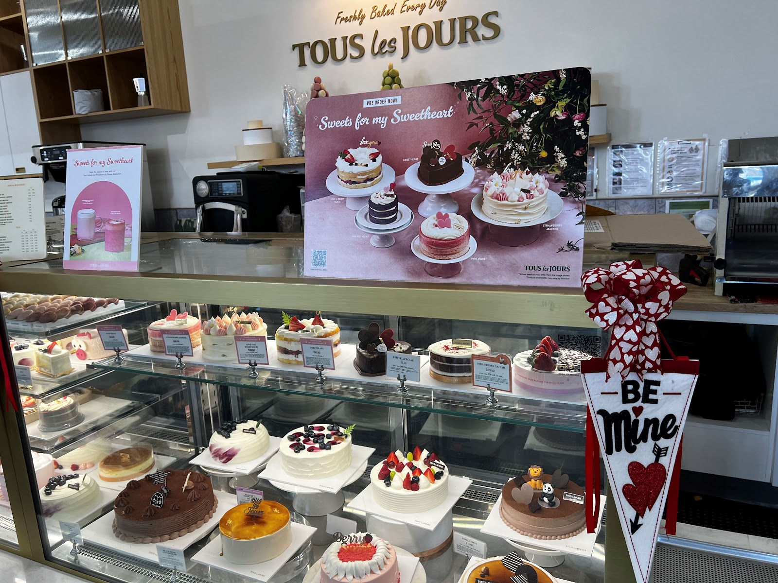 TOUS les JOURS Bakery Café - Cerritos
