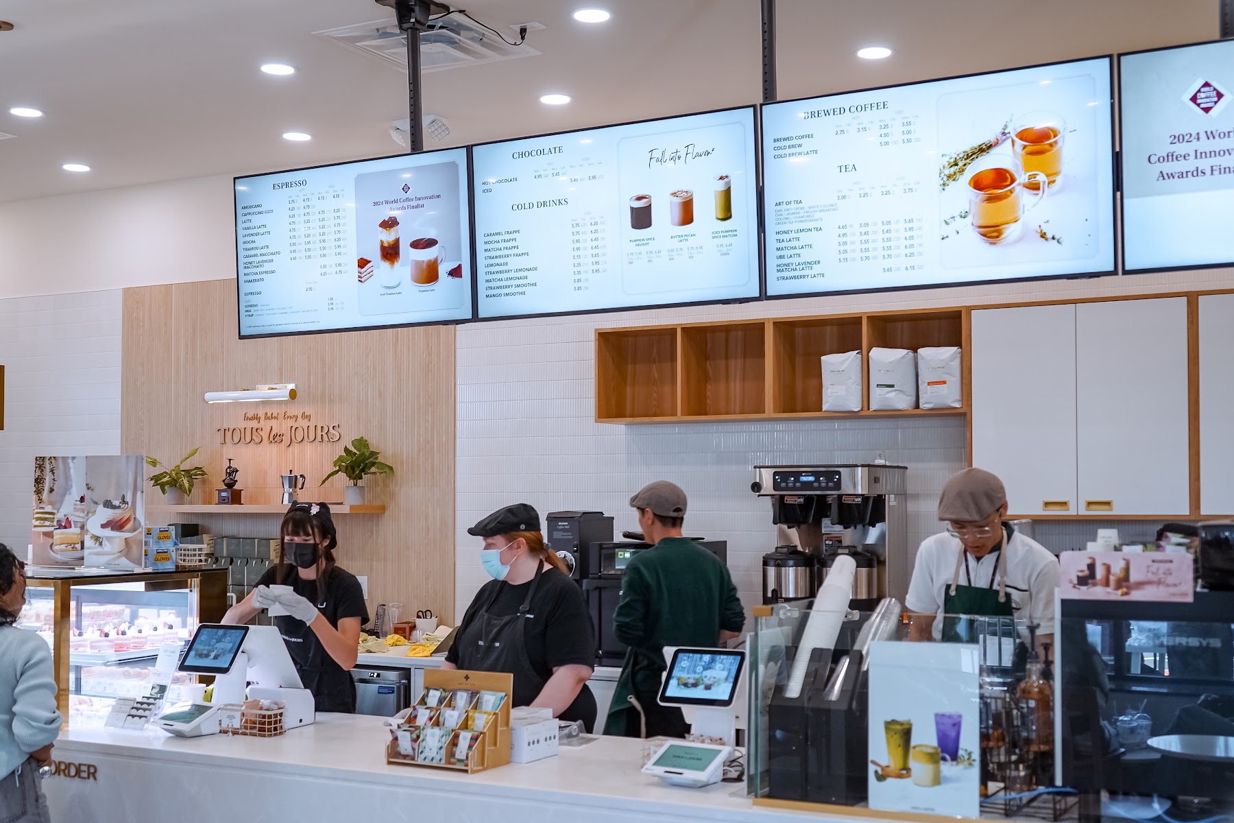 Tous les Jours Bakery Café - Novi