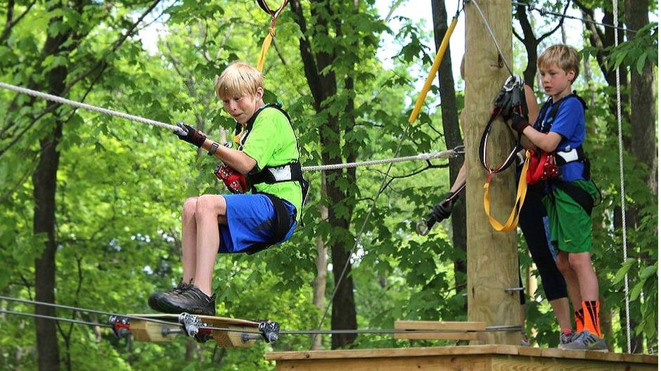 TreeRunner West Bloomfield Adventure Park, Putt Forest & Bounce Forest