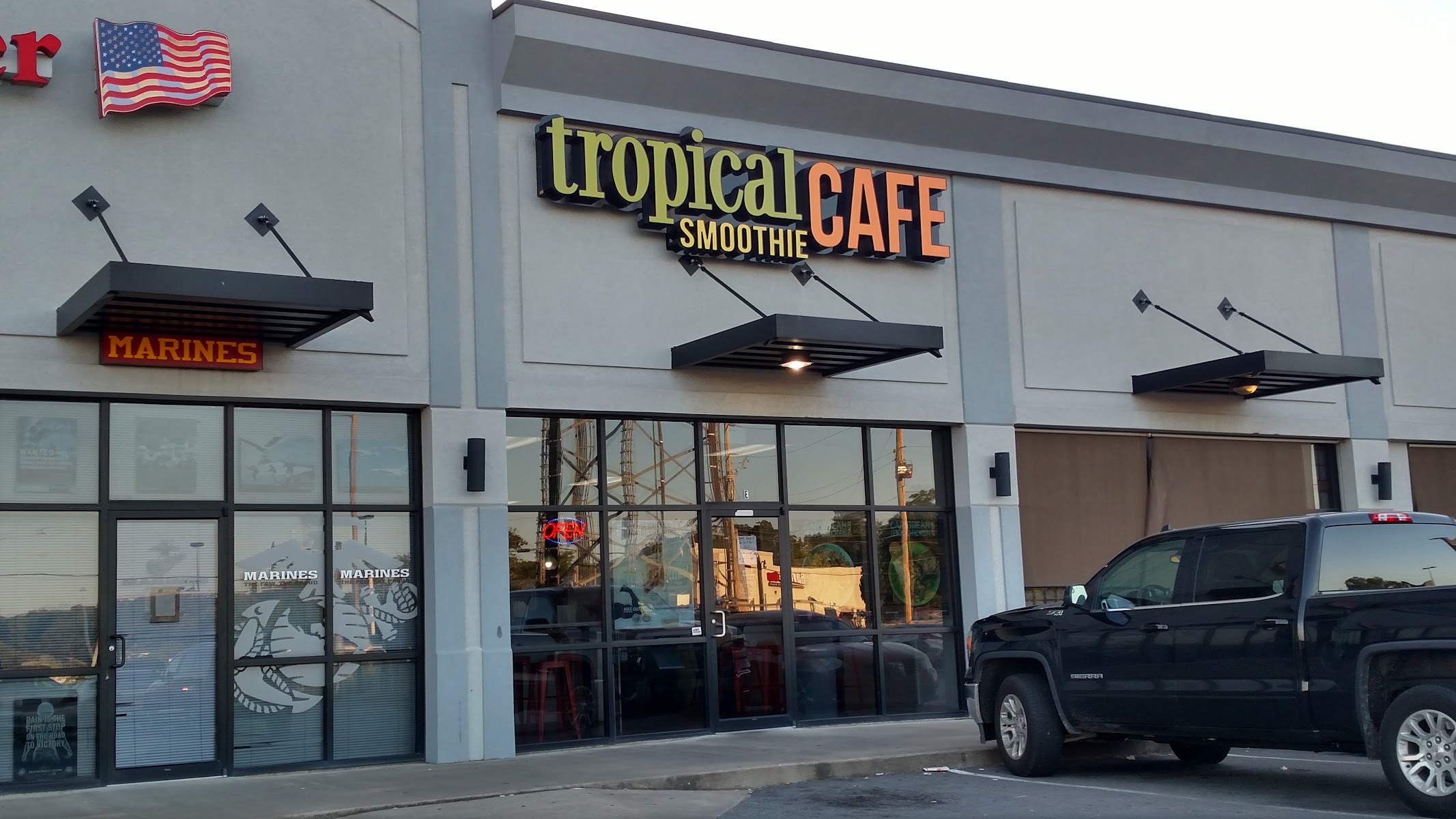 Tropical Smoothie Cafe