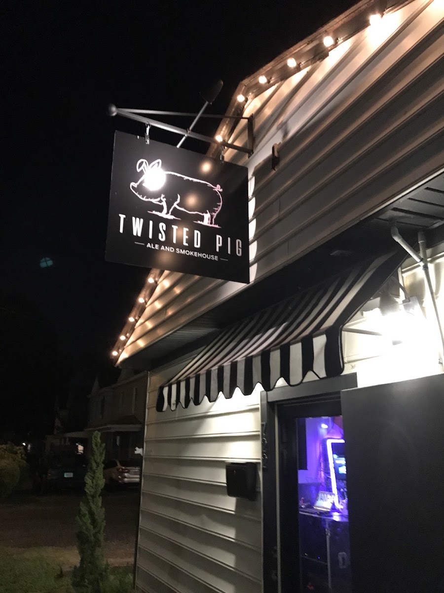 Twisted Pig Ale & Smokehouse