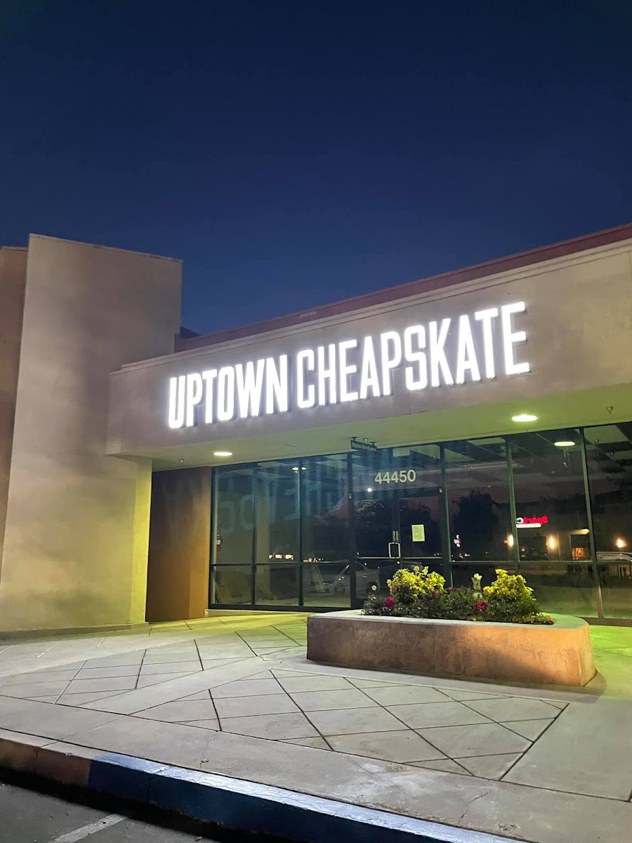 Uptown Cheapskate Lancaster
