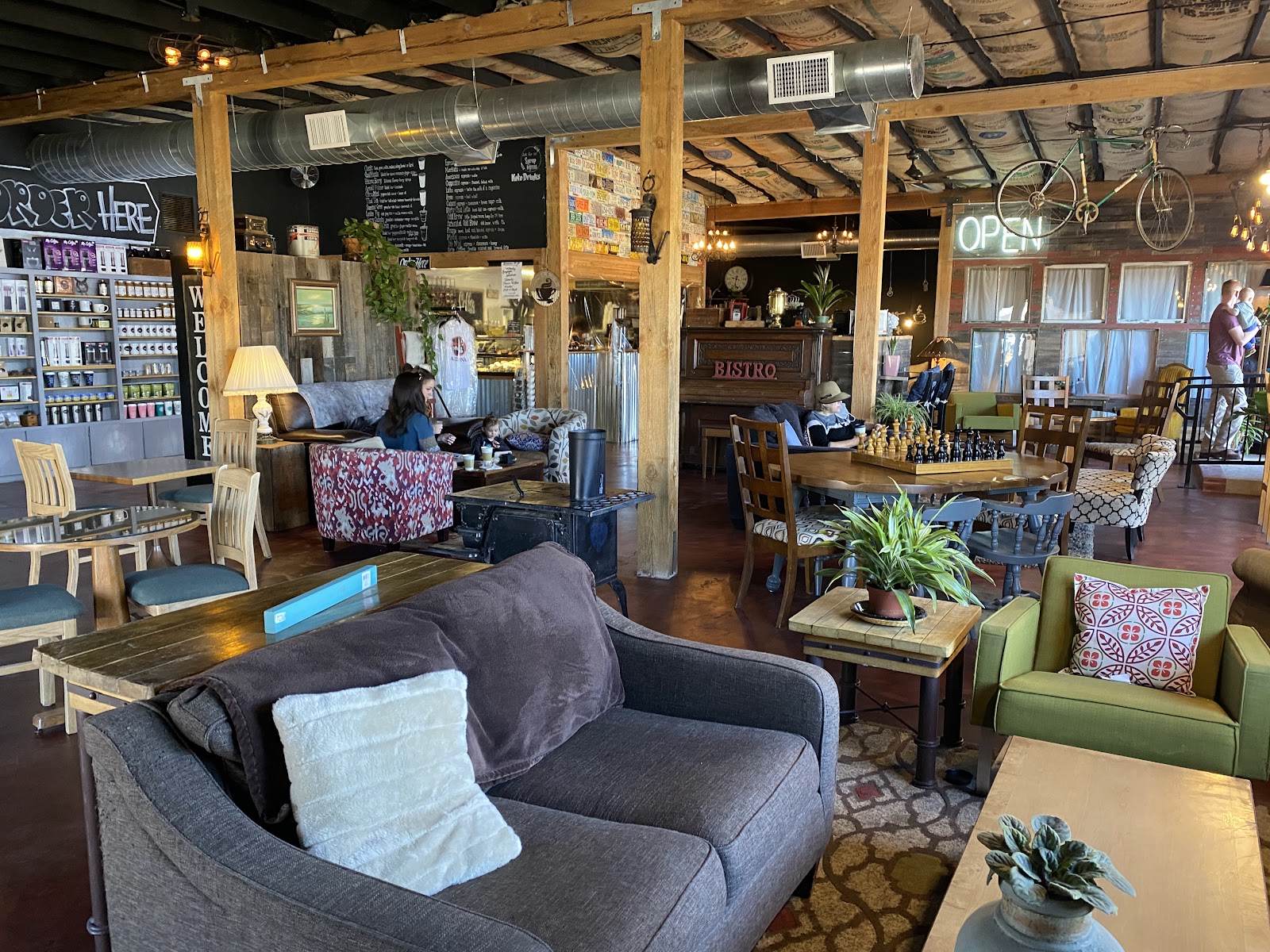 Urbano Bar & Bistro