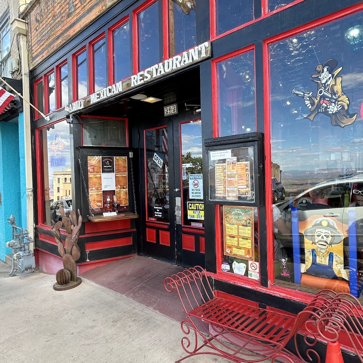 Vaqueros Grill & Cantina