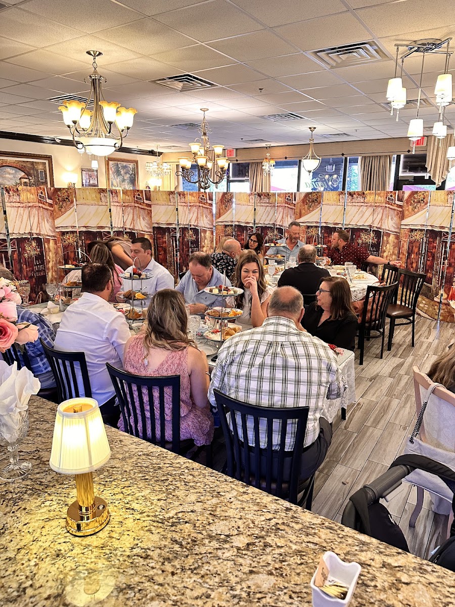 VIENNA CAFE & BISTRO