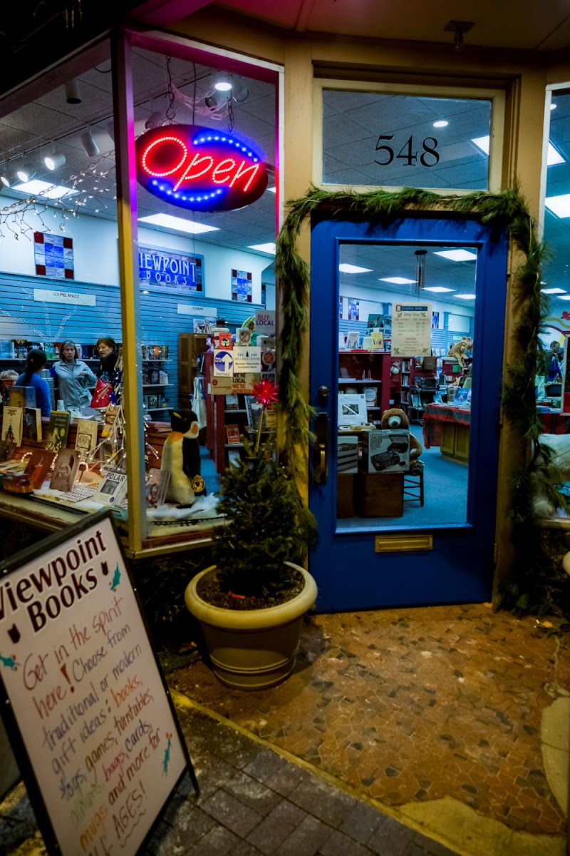 Viewpoint Books