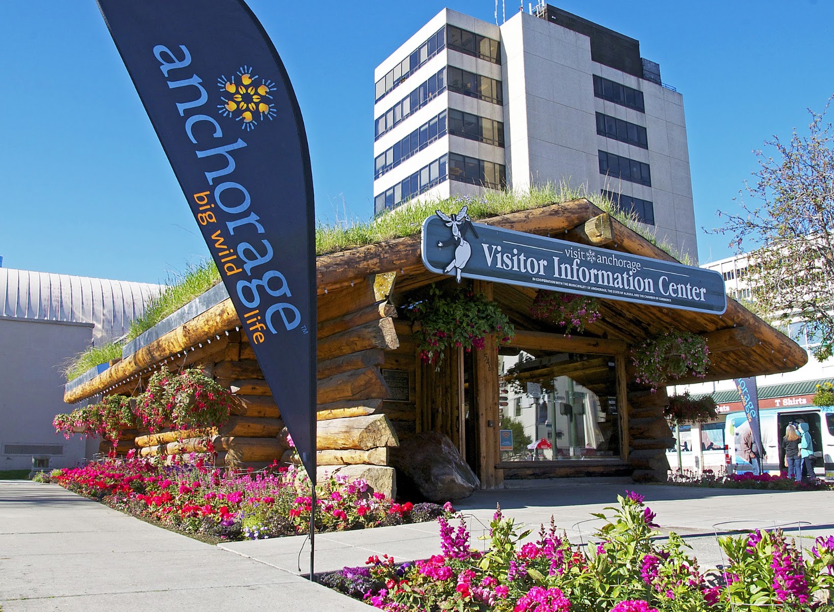 Visit Anchorage Log Cabin Visitor Information Center