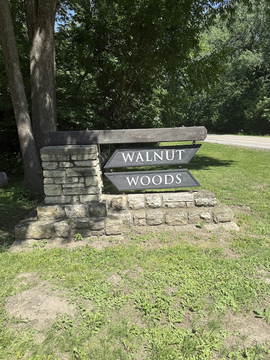 Walnut Woods State Park