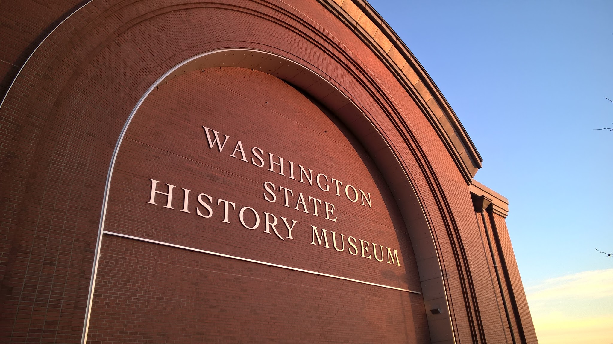 Budget-Friendly History & Harbor Views