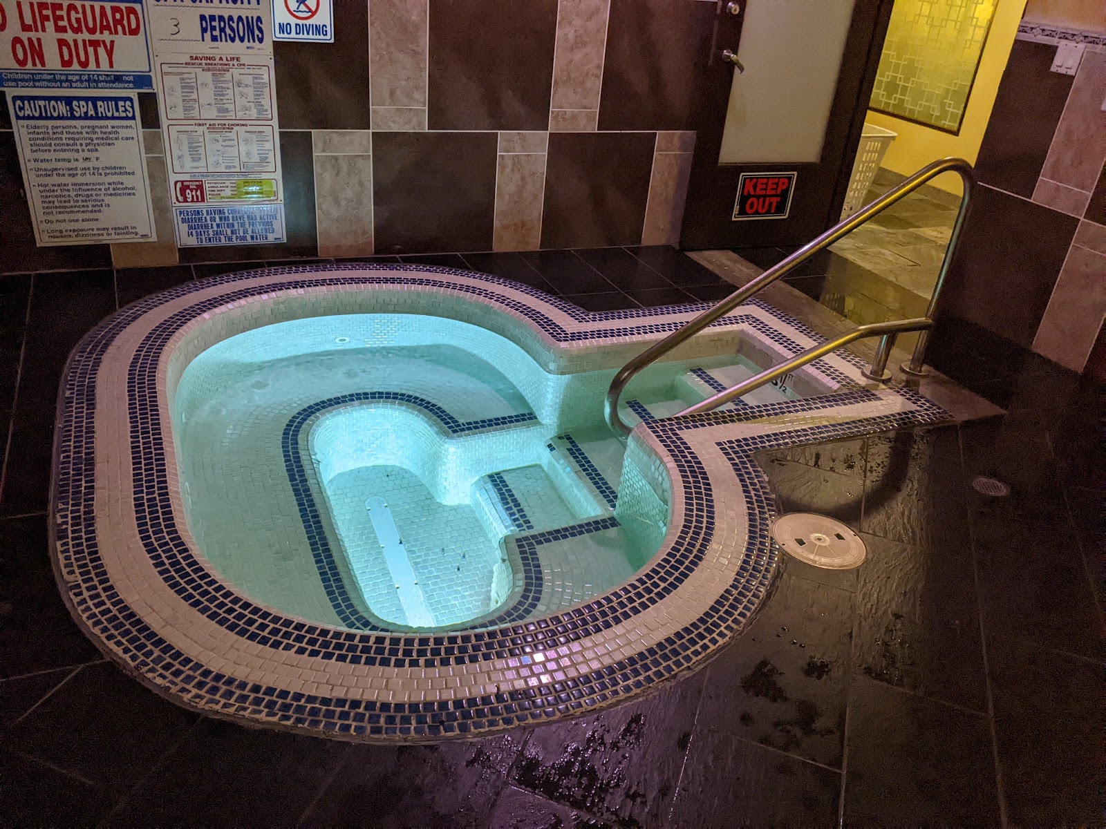 Water Lounge Spa in San Mateo