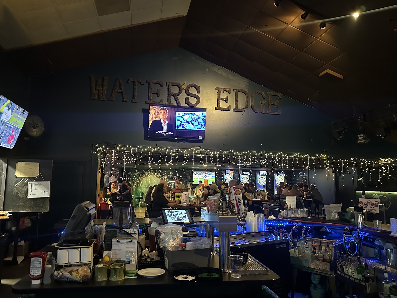 Water's Edge Bar & Grill