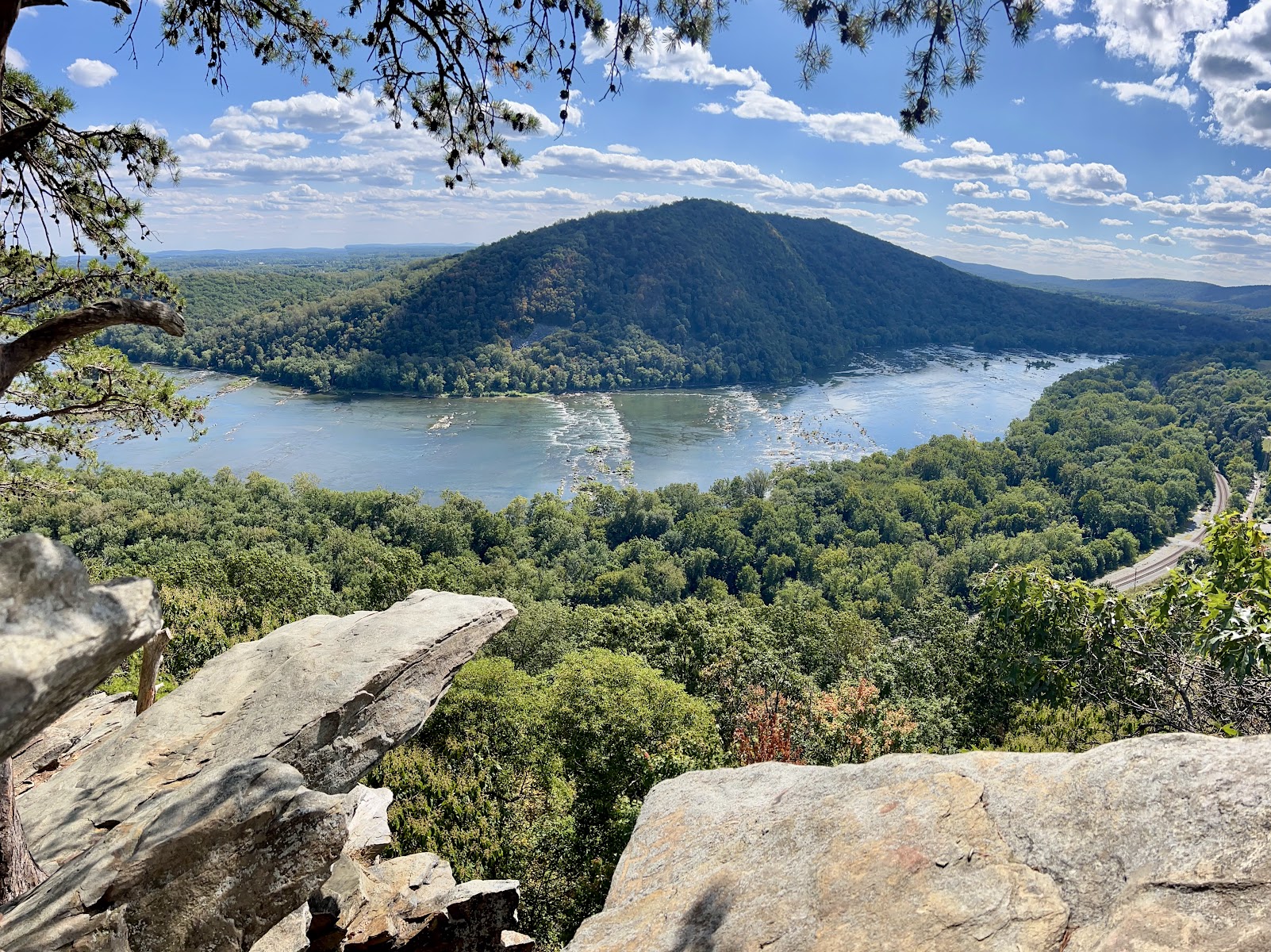 Weverton Cliffs