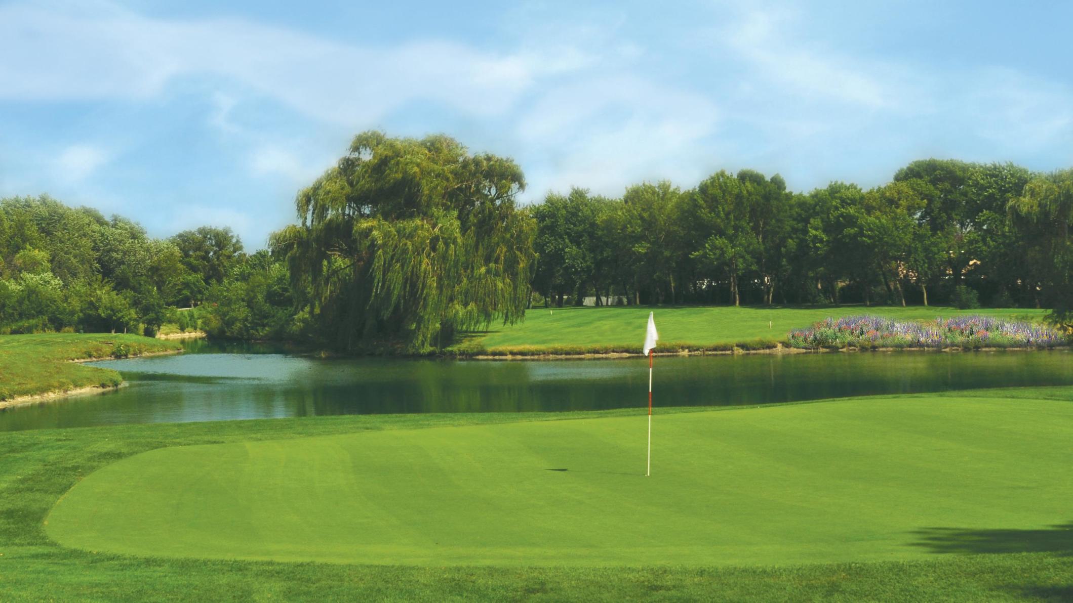 White Pines Golf Club