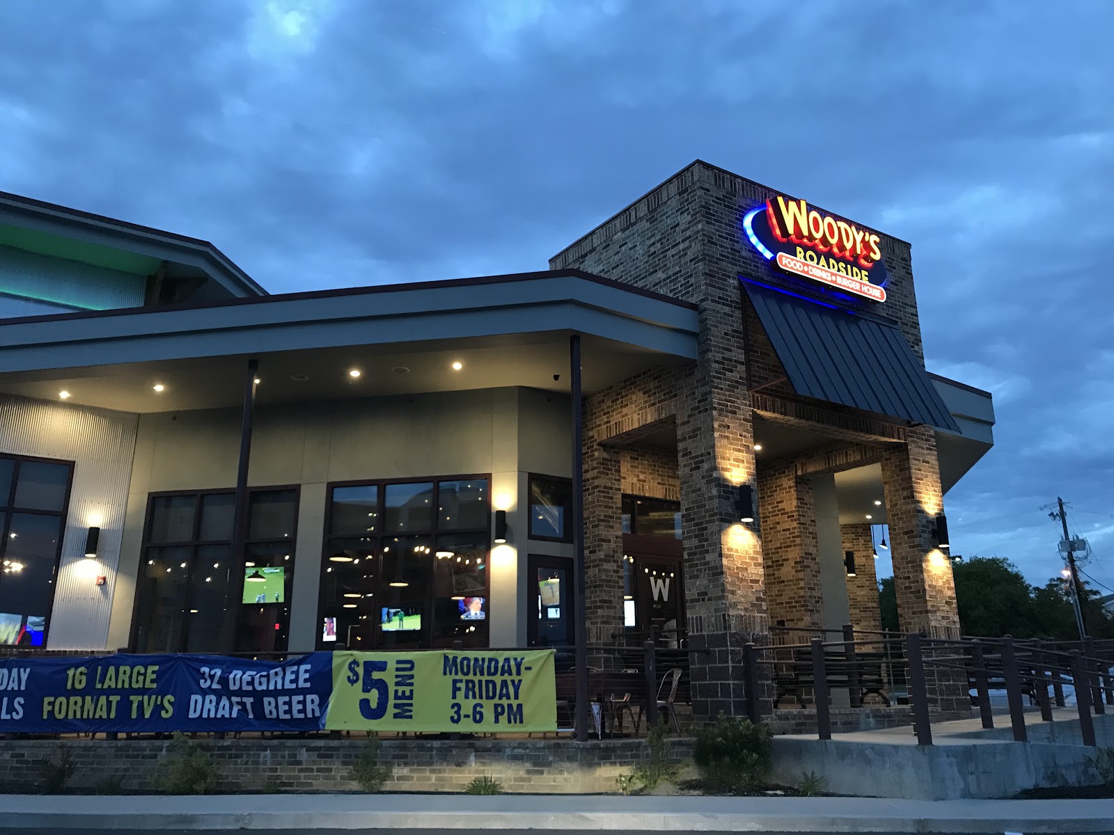 Woody’s Roadside Biloxi