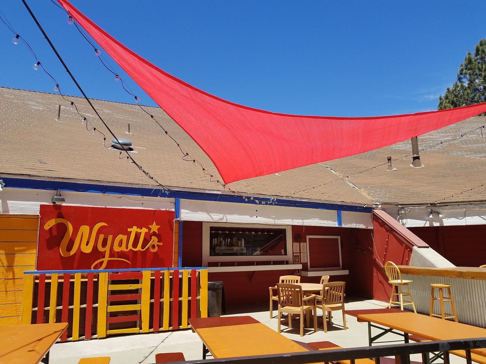 Wyatt's Grill and Saloon
