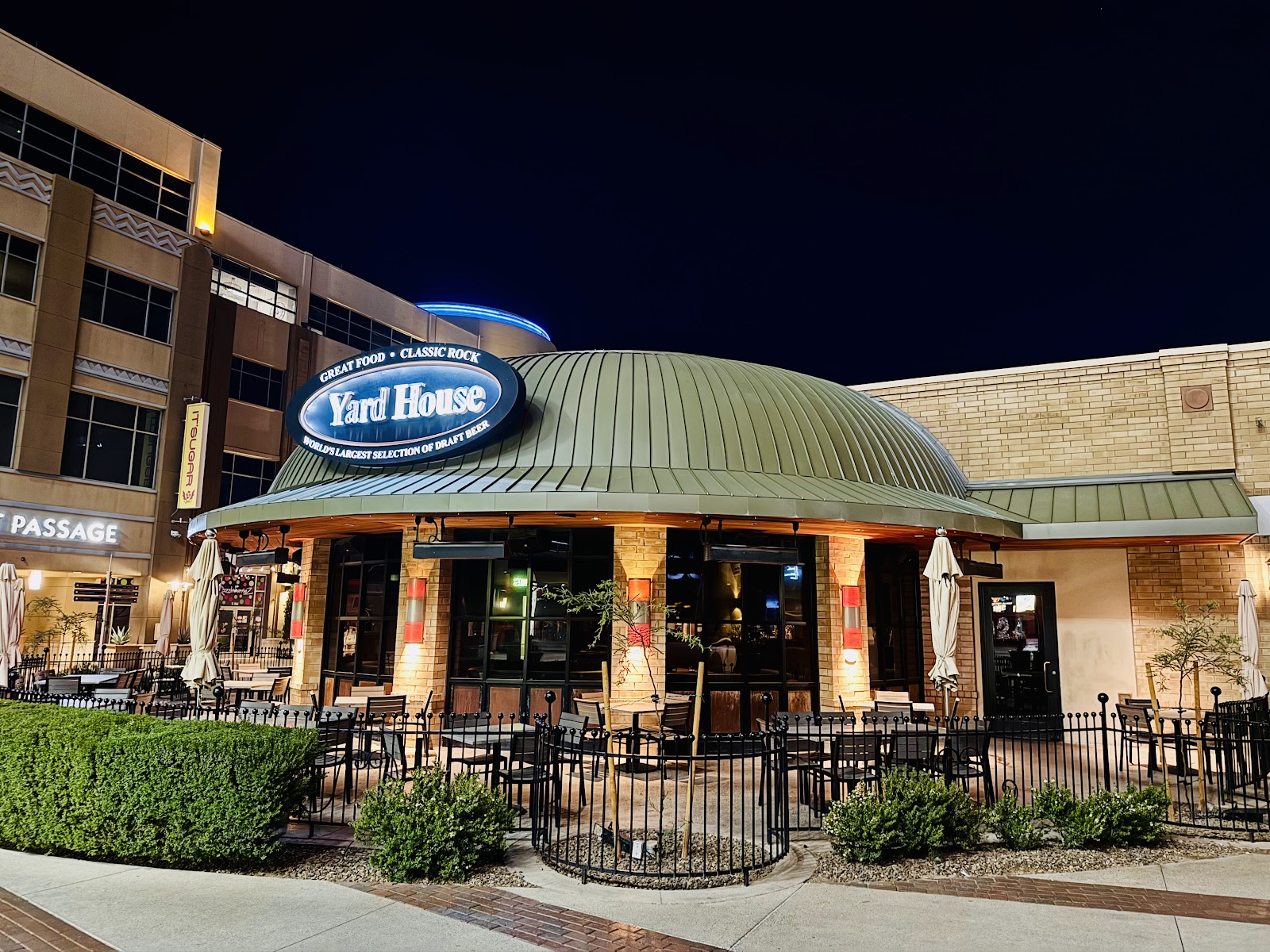 Yard House