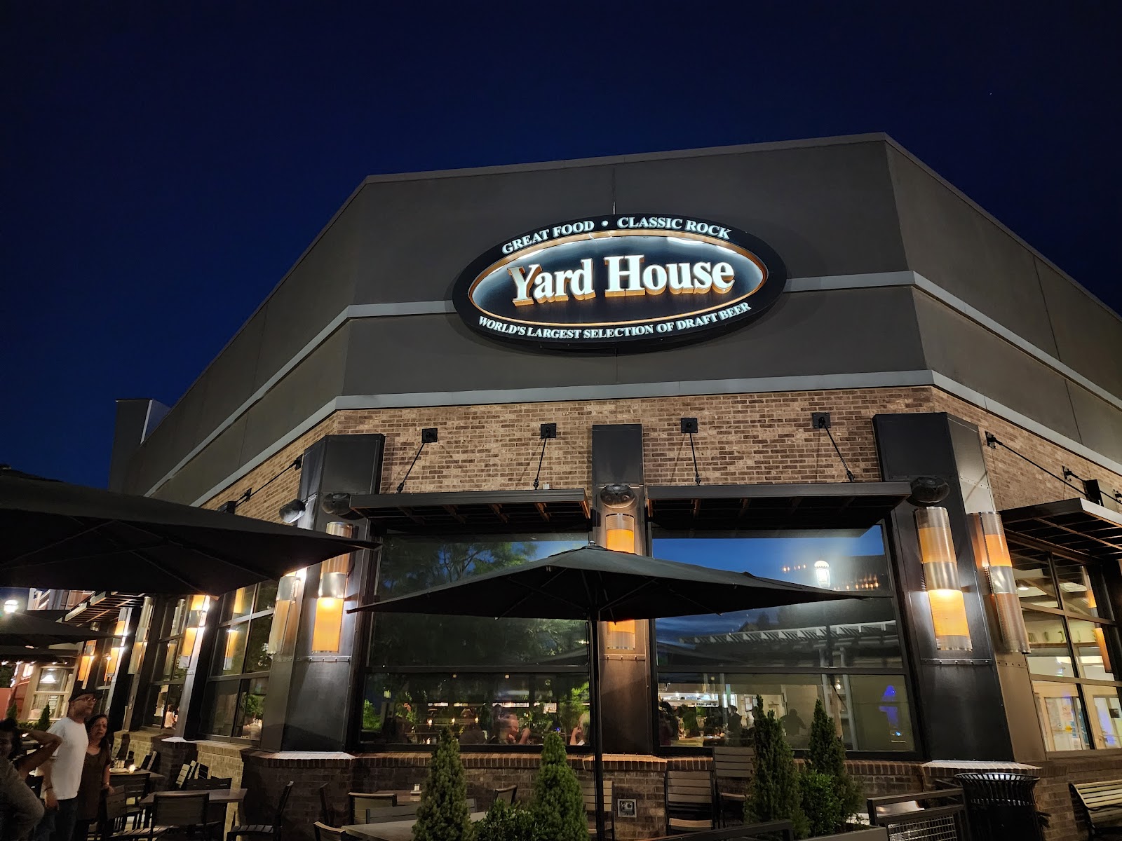 Yard House