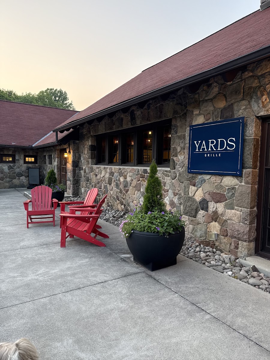 Yards Grille