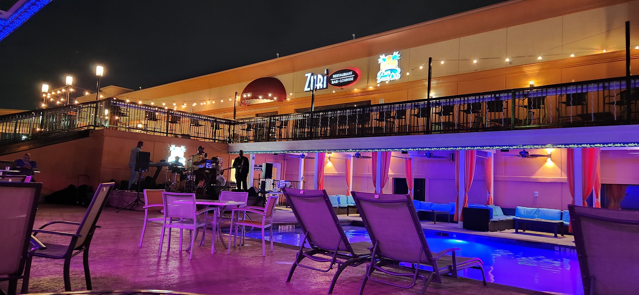 Zuri bar and Lounge